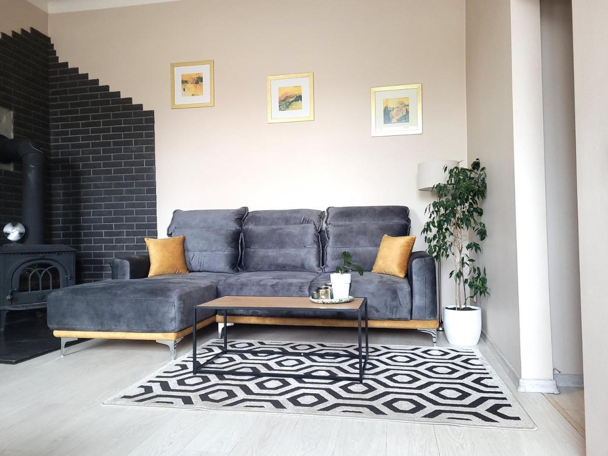 Cozy 2 Room Apartment In The Oldtown Of Klaipėda Exterior foto